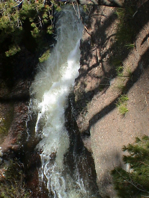 2006_WY 077